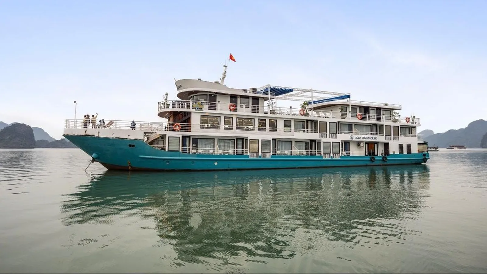 Aqua Legend Cruise
