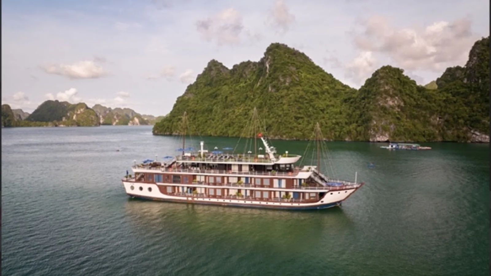 Le Journey Elegance Cruise
